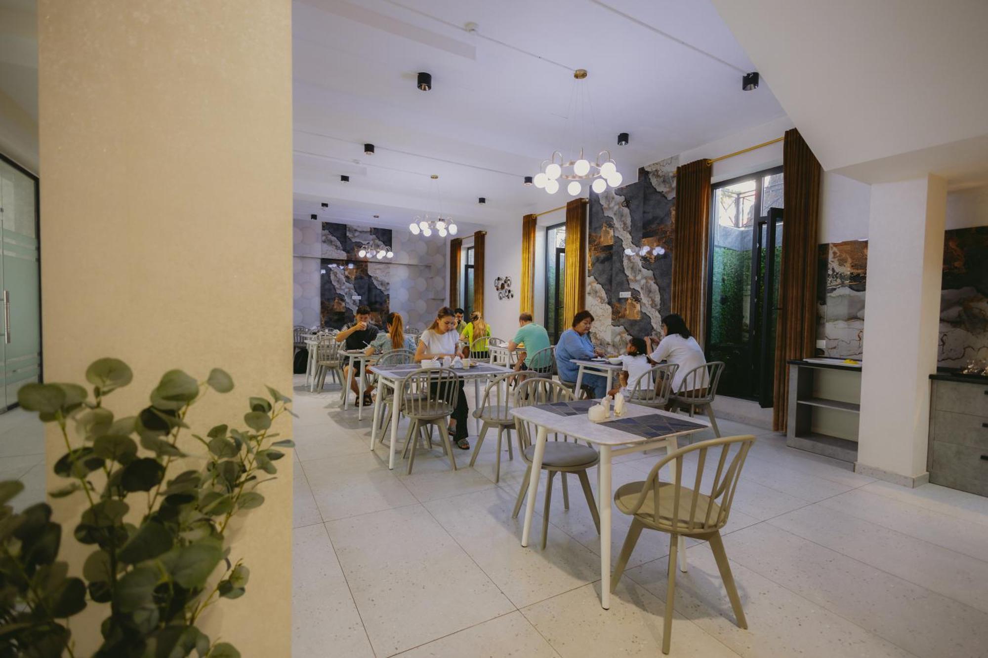 Beshchinor Hotel Ташкент Экстерьер фото